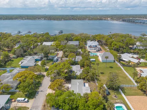 View/Area - 39 Willis Dr, Ormond Beach, FL 32176 photo 2 of 3