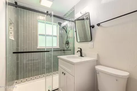 Bath - 39 Willis Dr, Ormond Beach, FL 32176 photo 1 of 2