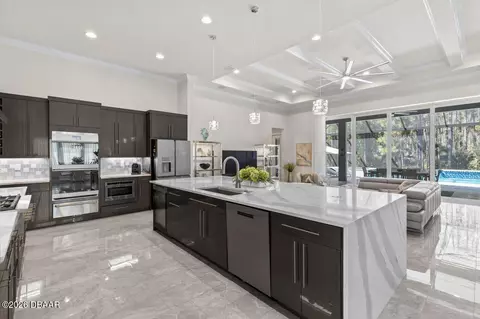 Kitchen - 513 Wingspan Dr, Ormond Beach, FL 32174 photo 3 of 9
