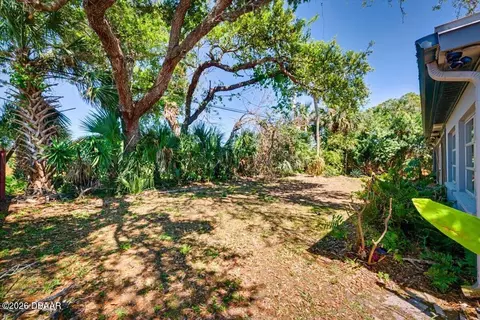 Exterior - 213 Lynnhurst Dr, Ormond Beach, FL 32176 photo 3 of 6