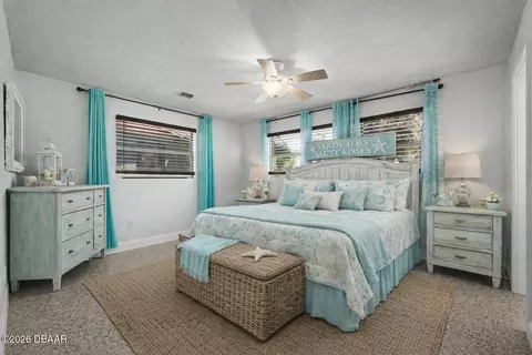 Bedroom - 213 Lynnhurst Dr, Ormond Beach, FL 32176 photo 1 of 4