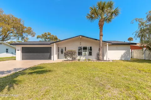 1209 Sunland Rd, Daytona Beach, FL 32114