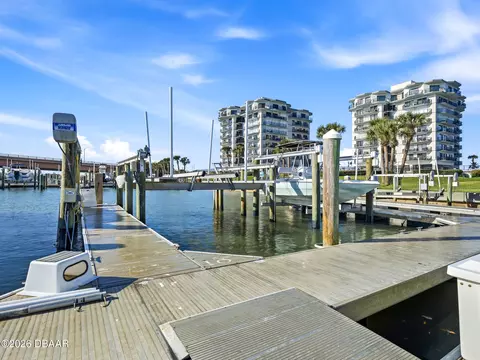 501 N N Cswy, New Smyrna Beach, FL 32169