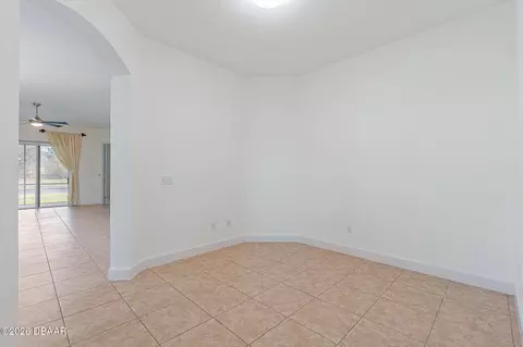 Living - 732 Aldenham Ln, Ormond Beach, FL 32174 photo 1 of 7