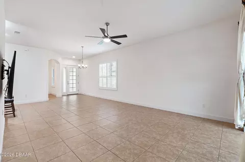 Living - 732 Aldenham Ln, Ormond Beach, FL 32174 photo 5 of 7