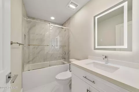 Bath - 905 Willow Run, Ormond Beach, FL 32174 photo 2 of 2