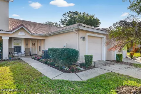 49 Golf Villa Dr, Port Orange, FL 32128