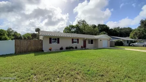 2524 Juniper Dr, Edgewater, FL 32141