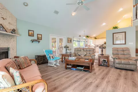 Living - 1805 12th St, Edgewater, FL 32132 photo 2 of 3