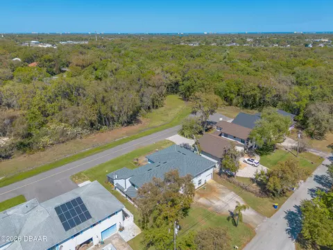View/Area - 1805 12th St, Edgewater, FL 32132 photo 4 of 9