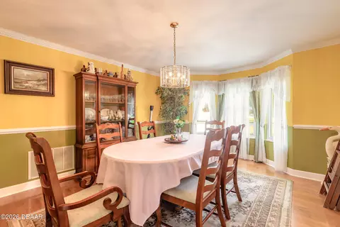 Dining - 1805 12th St, Edgewater, FL 32132 photo 2 of 4