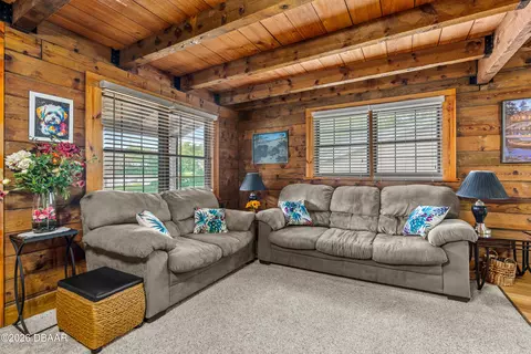 Living - 37 Sandpiper Cir, Ormond Beach, FL 32174 photo 2 of 4