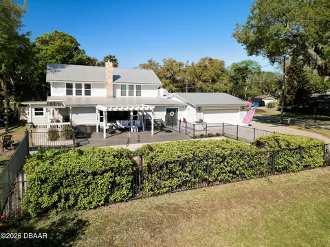 Exterior - 428 N Riverside Dr, Edgewater, FL 32132 photo 6 of 8