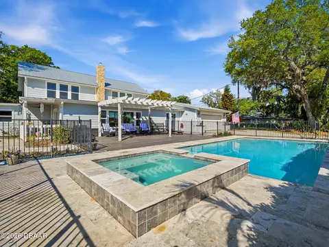 Exterior - 428 N Riverside Dr, Edgewater, FL 32132 photo 4 of 8