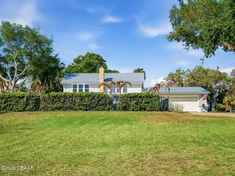 Exterior - 428 N Riverside Dr, Edgewater, FL 32132 photo 5 of 8