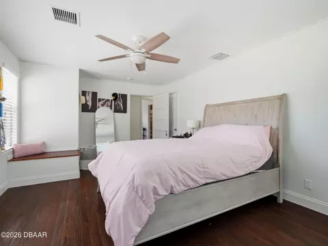 Bedroom - 428 N Riverside Dr, Edgewater, FL 32132 photo 9 of 9