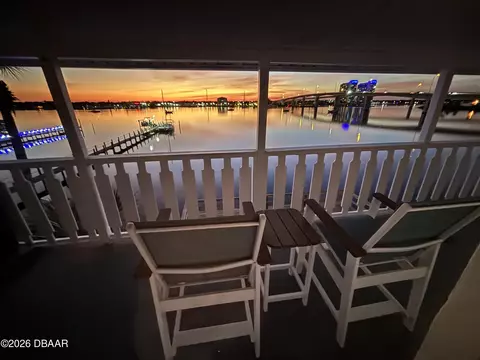 405 N Halifax Ave, Daytona Beach, FL 32118
