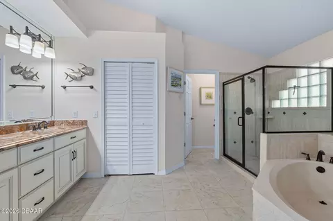 Bath - 440 Long Cove Rd, Ormond Beach, FL 32174 photo 1 of 5