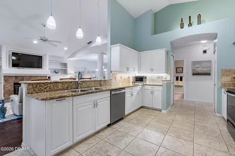 Kitchen - 440 Long Cove Rd, Ormond Beach, FL 32174 photo 2 of 4