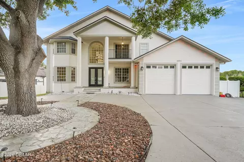 10911 Lakeshore Dr, Clermont, FL 34711