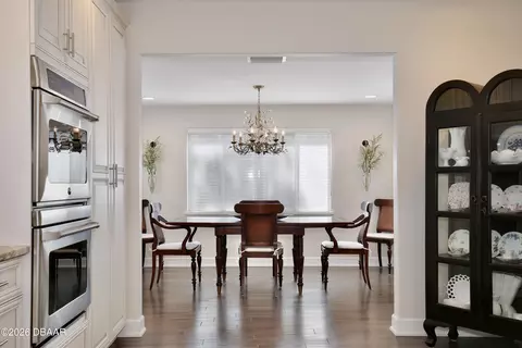 Dining - 210 N Riverside Dr, Edgewater, FL 32132 photo 4 of 5