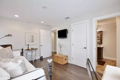 Bedroom - 210 N Riverside Dr, Edgewater, FL 32132 photo 3 of 6