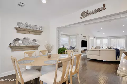 Dining - 210 N Riverside Dr, Edgewater, FL 32132 photo 2 of 5