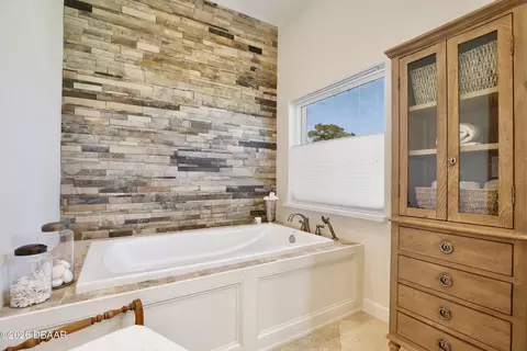 Bath - 210 N Riverside Dr, Edgewater, FL 32132 photo 4 of 9