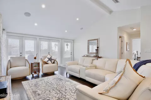 Living - 210 N Riverside Dr, Edgewater, FL 32132 photo 3 of 4
