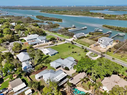 View/Area - 210 N Riverside Dr, Edgewater, FL 32132 photo 6 of 15