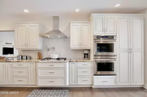 Kitchen - 210 N Riverside Dr, Edgewater, FL 32132 photo 4 of 8
