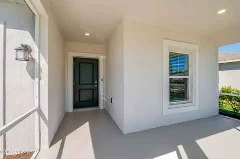 Exterior - 3986 Willowbrook Dr, Edgewater, FL 32141 photo 3 of 7