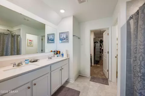 Bath - 3986 Willowbrook Dr, Edgewater, FL 32141 photo 2 of 6