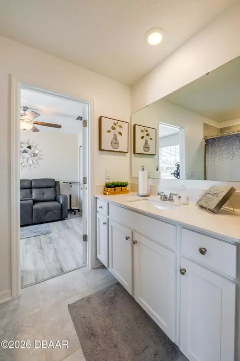 Bath - 3986 Willowbrook Dr, Edgewater, FL 32141 photo 4 of 6