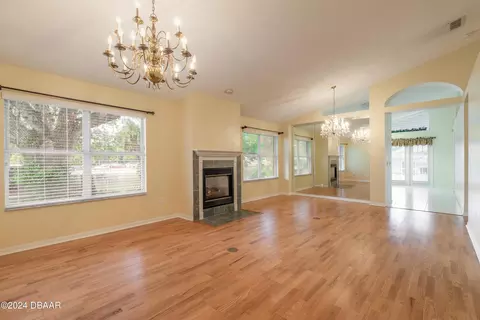 Living - 22 Old Macon Dr, Ormond Beach, FL 32174 photo 3 of 5