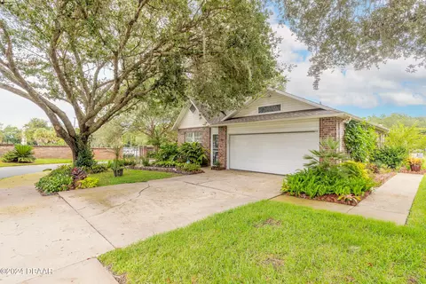 22 Old Macon Dr, Ormond Beach, FL 32174