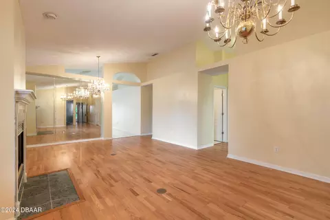 Living - 22 Old Macon Dr, Ormond Beach, FL 32174 photo 1 of 5