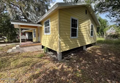 Exterior - 4718 2nd St, Sebring, FL 33870 photo 2 of 4