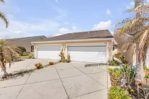 2286 Hawks Cove Cir, New Smyrna Beach, FL 32168