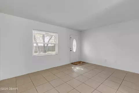 Living - 420 Perdita Ave, Edgewater, FL 32132 photo 3 of 5