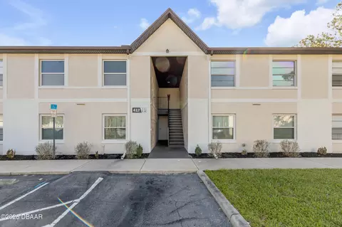 417 Banana Cay Dr, South Daytona, FL 32119