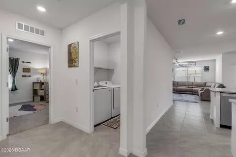 Entry Way - 8 Melogold Dr, Ormond Beach, FL 32174 photo 3 of 5