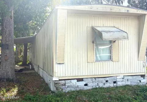 61 Golden Gate Cir, Port Orange, FL 32129