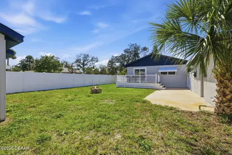 Exterior - 231 N Ridgewood Ave, Ormond Beach, FL 32174 photo 7 of 9