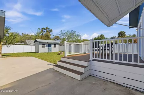 Exterior - 231 N Ridgewood Ave, Ormond Beach, FL 32174 photo 6 of 9