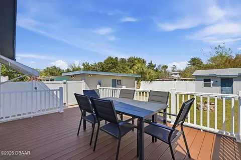 Exterior - 231 N Ridgewood Ave, Ormond Beach, FL 32174 photo 3 of 9