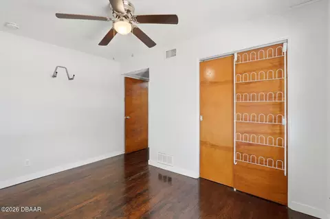 Bedroom - 231 N Ridgewood Ave, Ormond Beach, FL 32174 photo 4 of 4