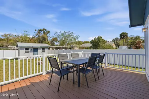 Exterior - 231 N Ridgewood Ave, Ormond Beach, FL 32174 photo 4 of 9
