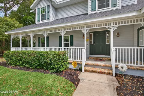 Exterior - 7 Oakmont Cir, Ormond Beach, FL 32174 photo 3 of 12
