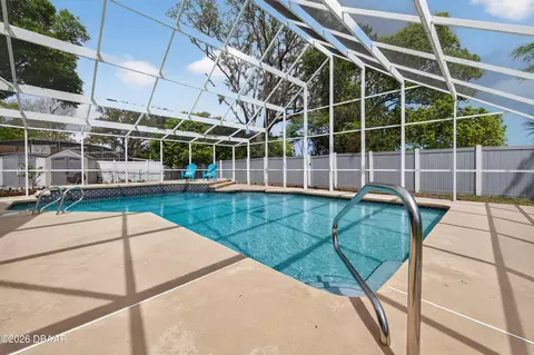 Exterior - 7 Oakmont Cir, Ormond Beach, FL 32174 photo 8 of 12
